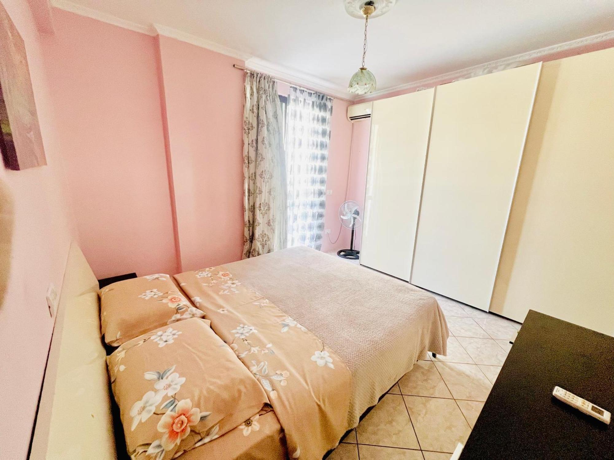 Lovely 3-Bedroom Rental Unit In Durrës 외부 사진