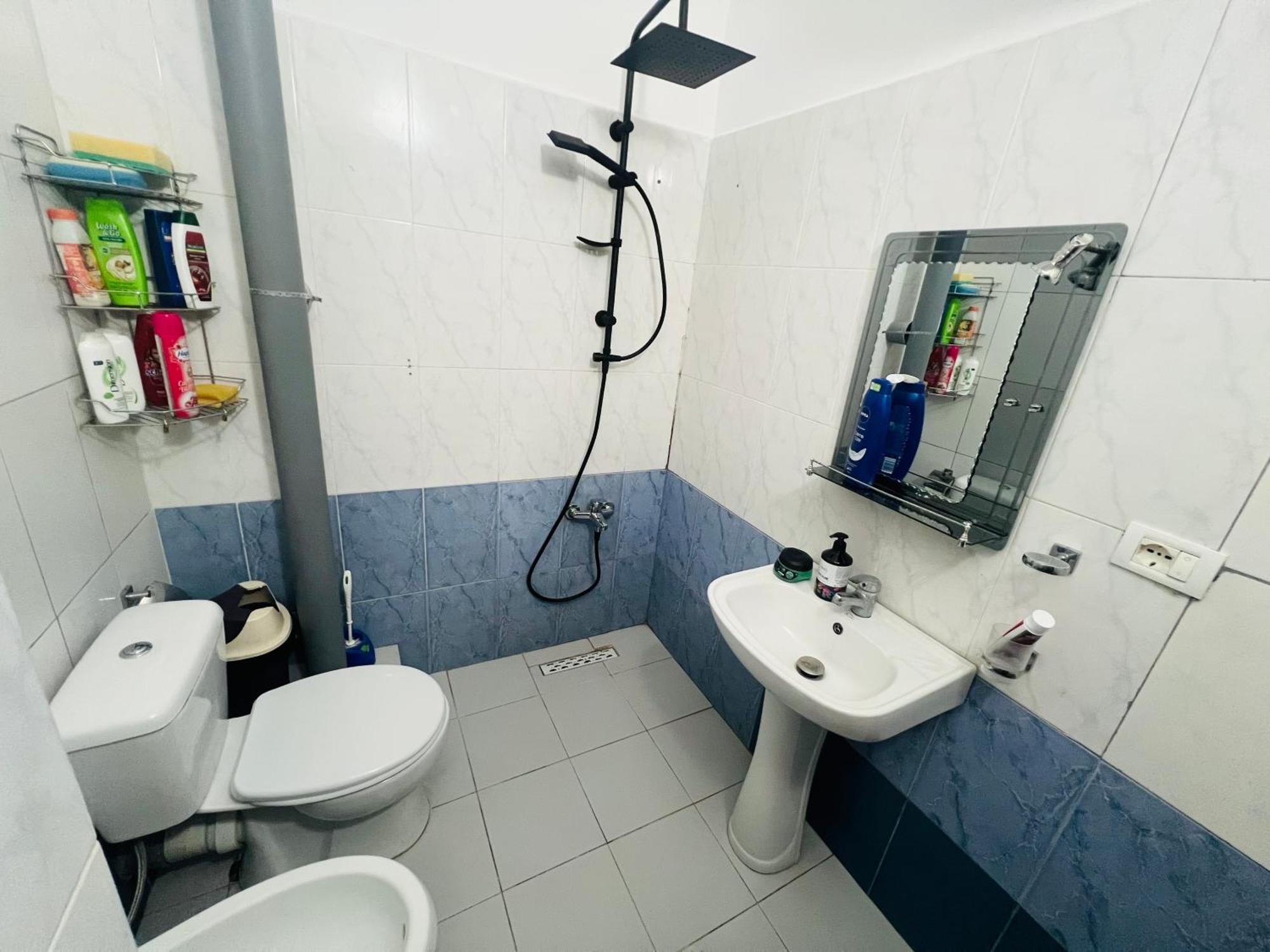 Lovely 3-Bedroom Rental Unit In Durrës 외부 사진