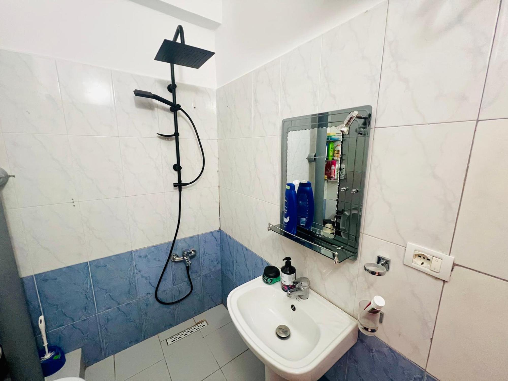 Lovely 3-Bedroom Rental Unit In Durrës 외부 사진