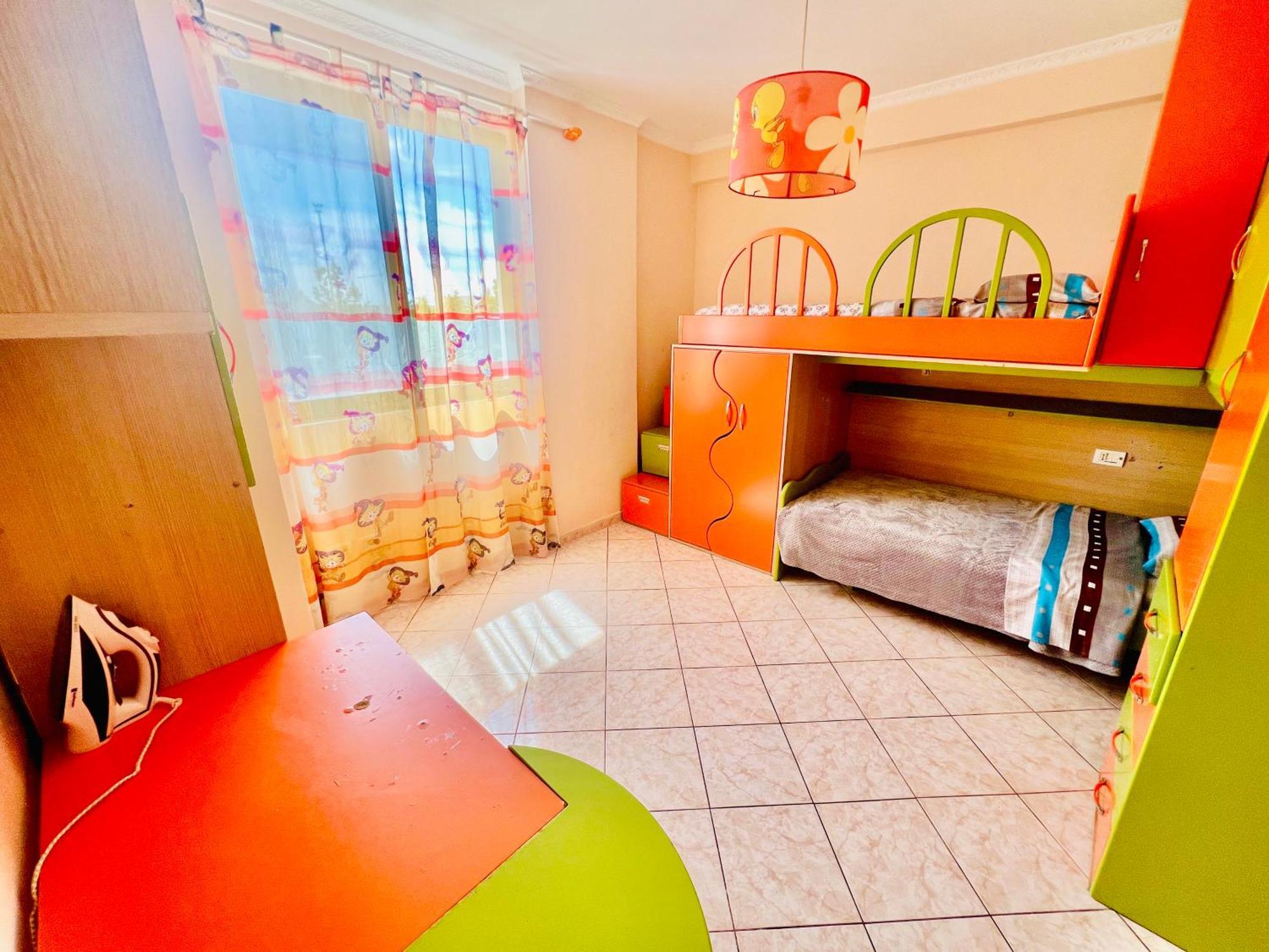 Lovely 3-Bedroom Rental Unit In Durrës 외부 사진
