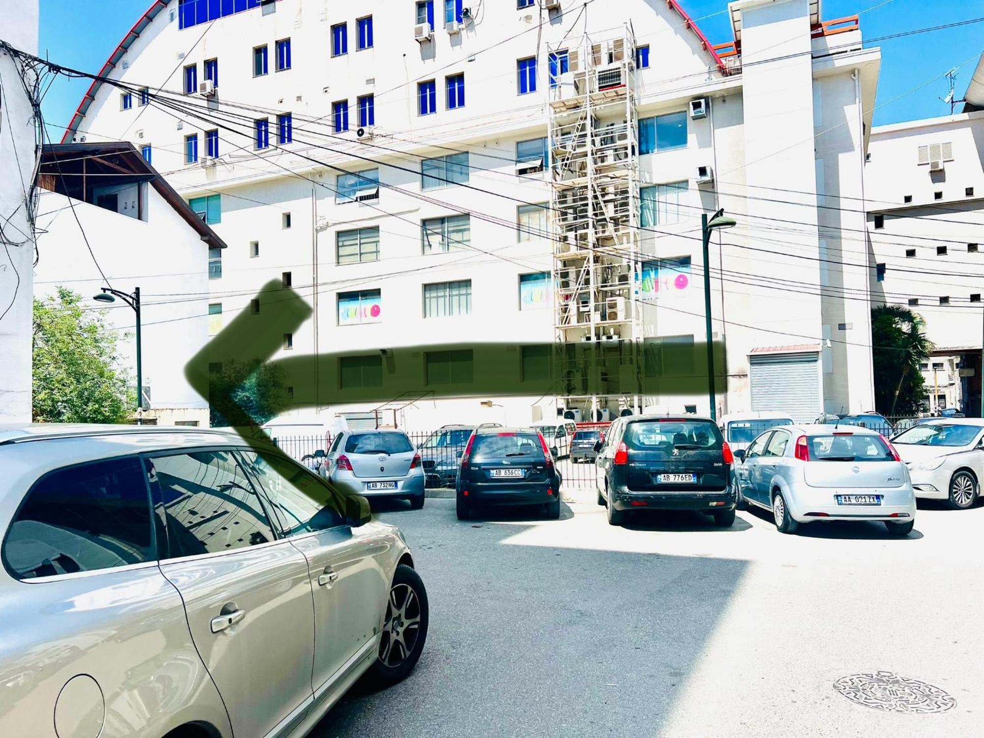 Lovely 3-Bedroom Rental Unit In Durrës 외부 사진